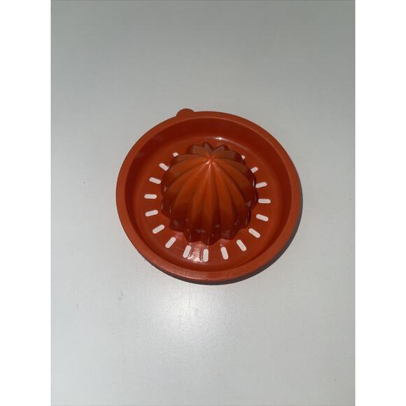 Vintage Tupperware Orange Juicer Reamer #409 Replacement - Picture 1 of 2